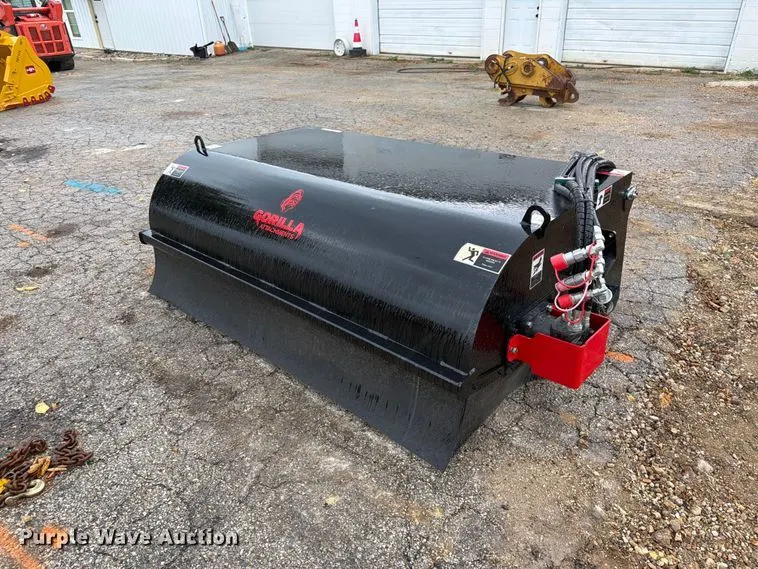 Gorilla 72" W skid steer sweeper