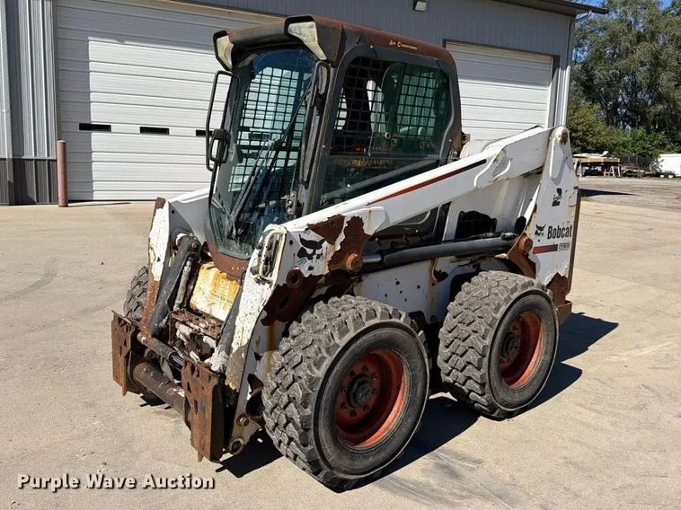 2010 Bobcat S630 skid steer loader