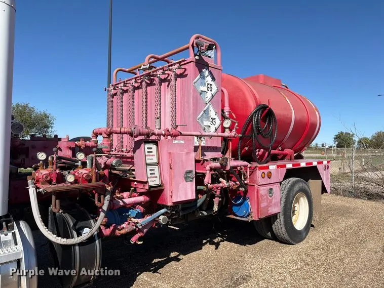 2012 Hernco oilfield acidizing pump truck bed