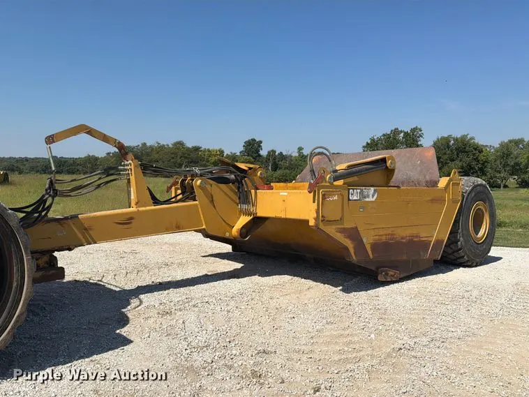 2011 Caterpillar TS185 scraper