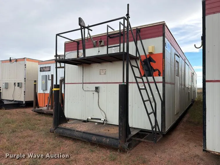 Denille ENG/GEO skid mounted living quarters