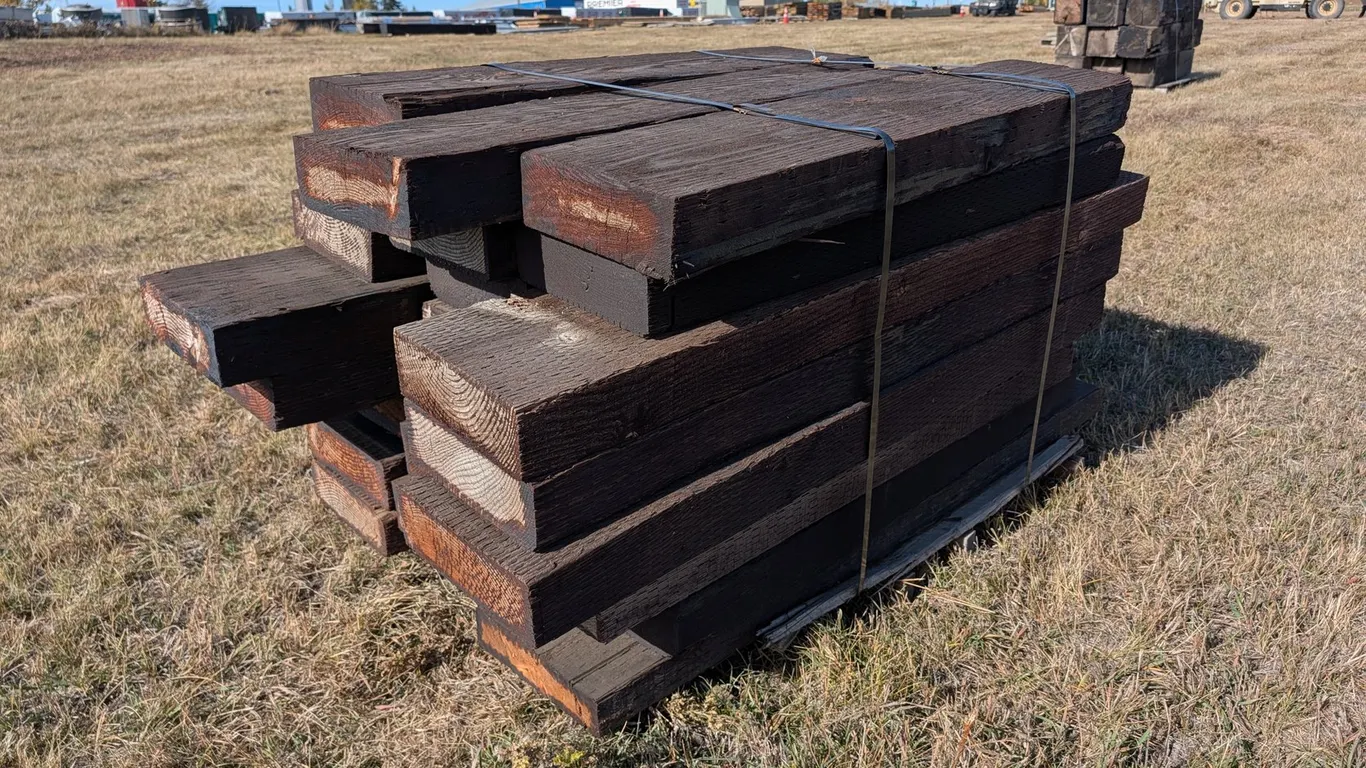 (24) 4" x 12" x 4' Black Fir