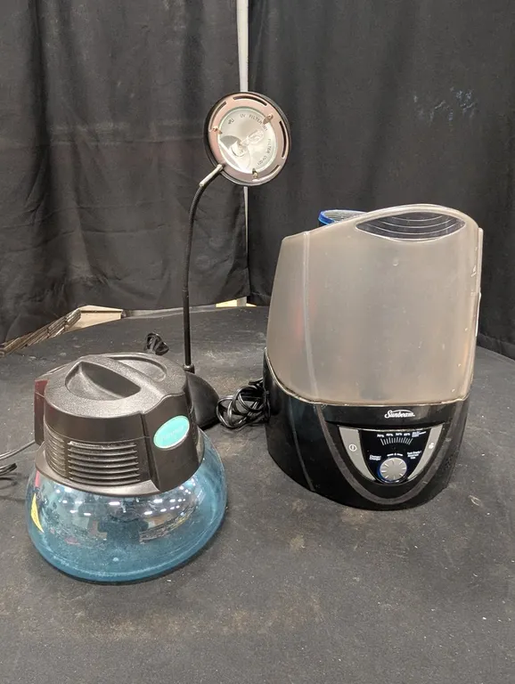 Sunbeam Humidifier, Rainmate, And Lamp