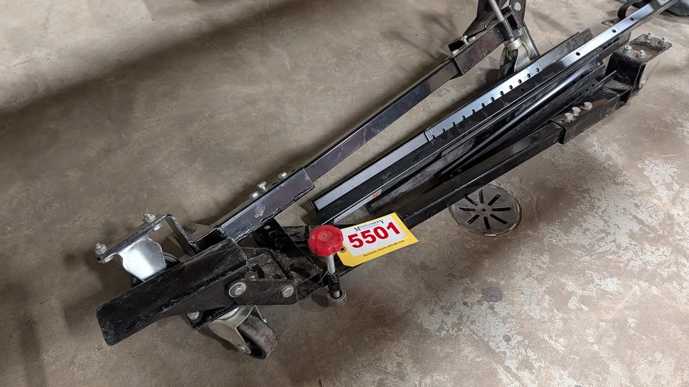 Adjustable Rolling Dolly