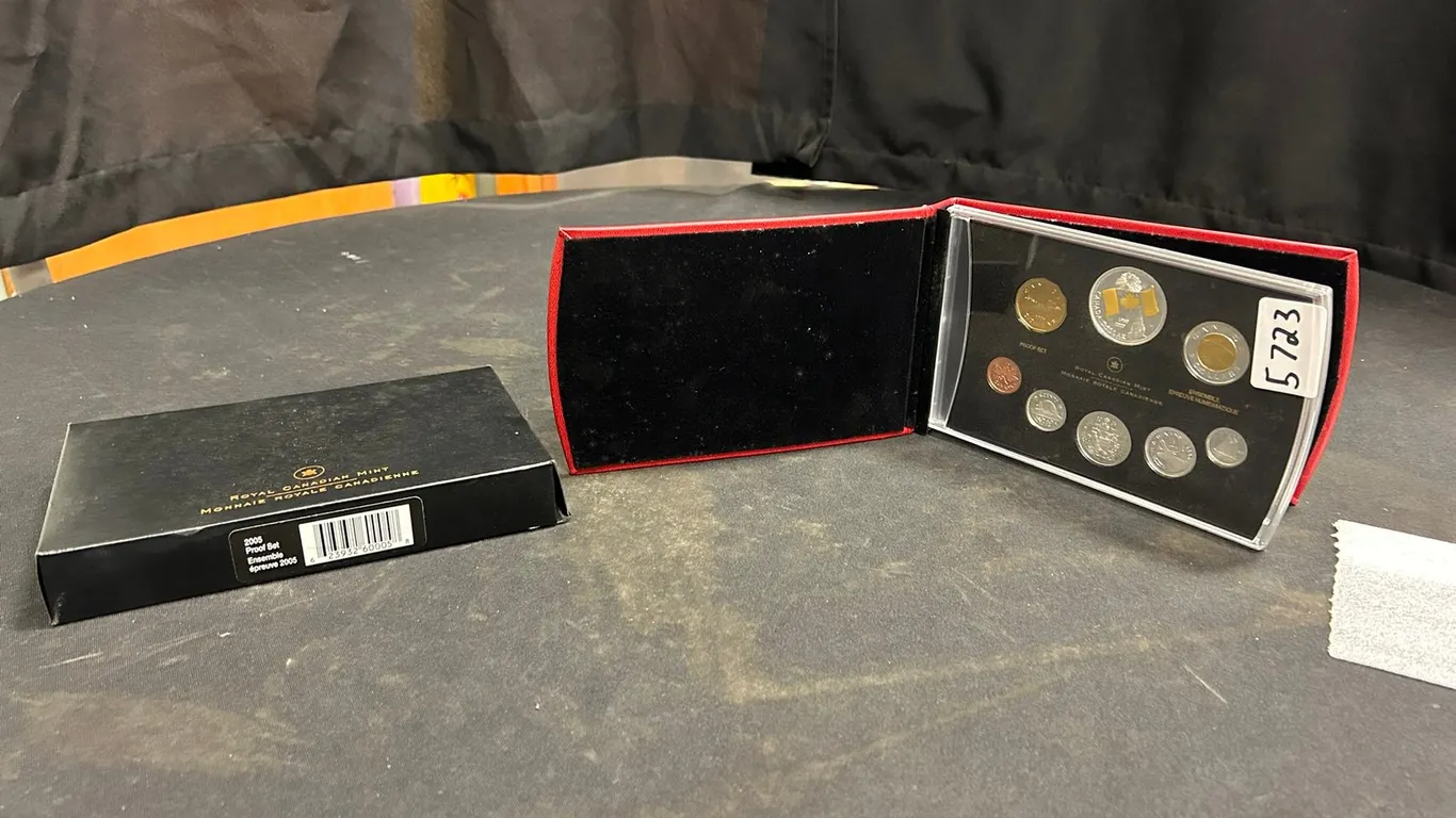 Royal Canadian Mint 2005 Proof Set