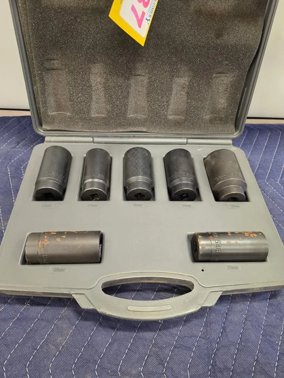 Chrome-Molybdenum Impact Socket Set