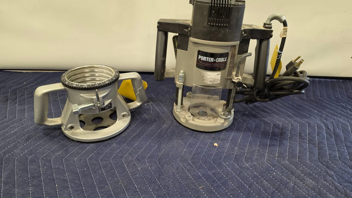 Porter-Cable 7539 Plunge Router w/ Base