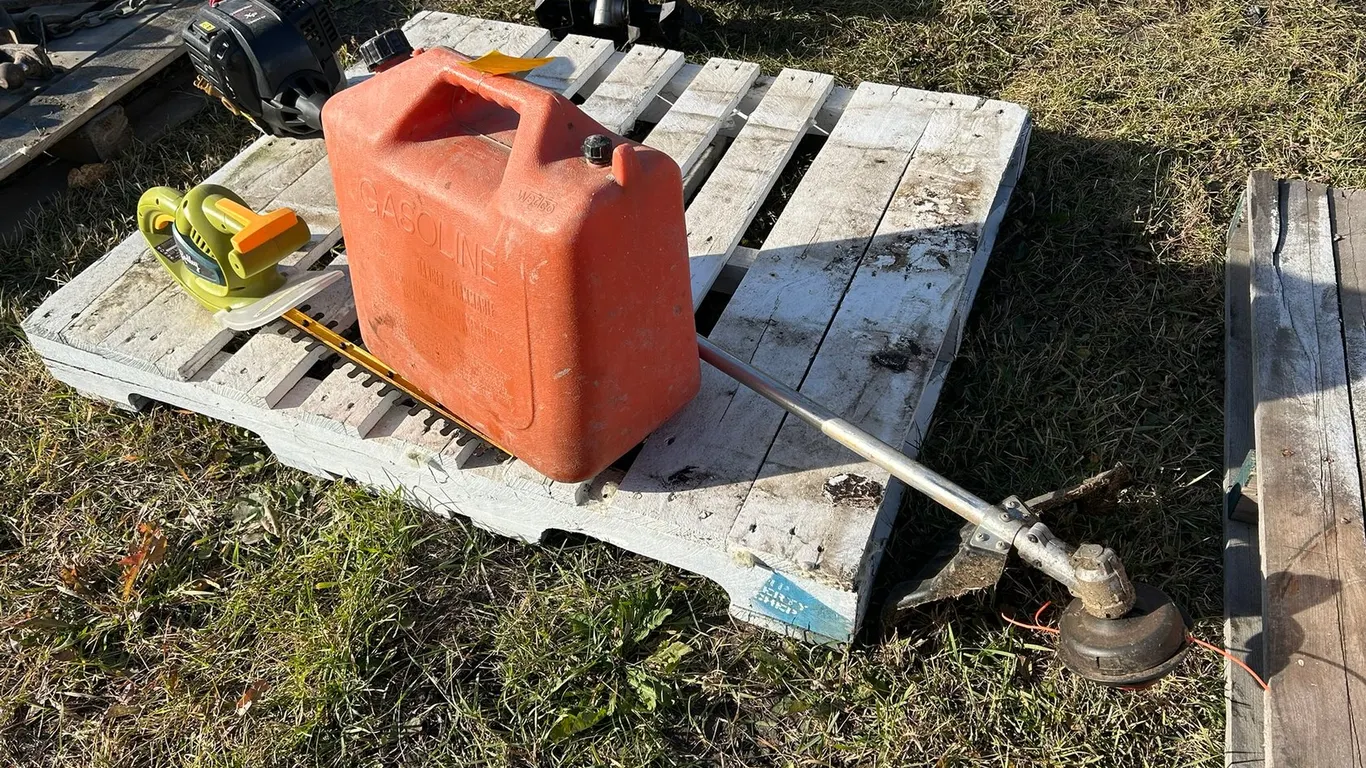 Troy-Bilt Trimmer And Radley Hedge Trimmer