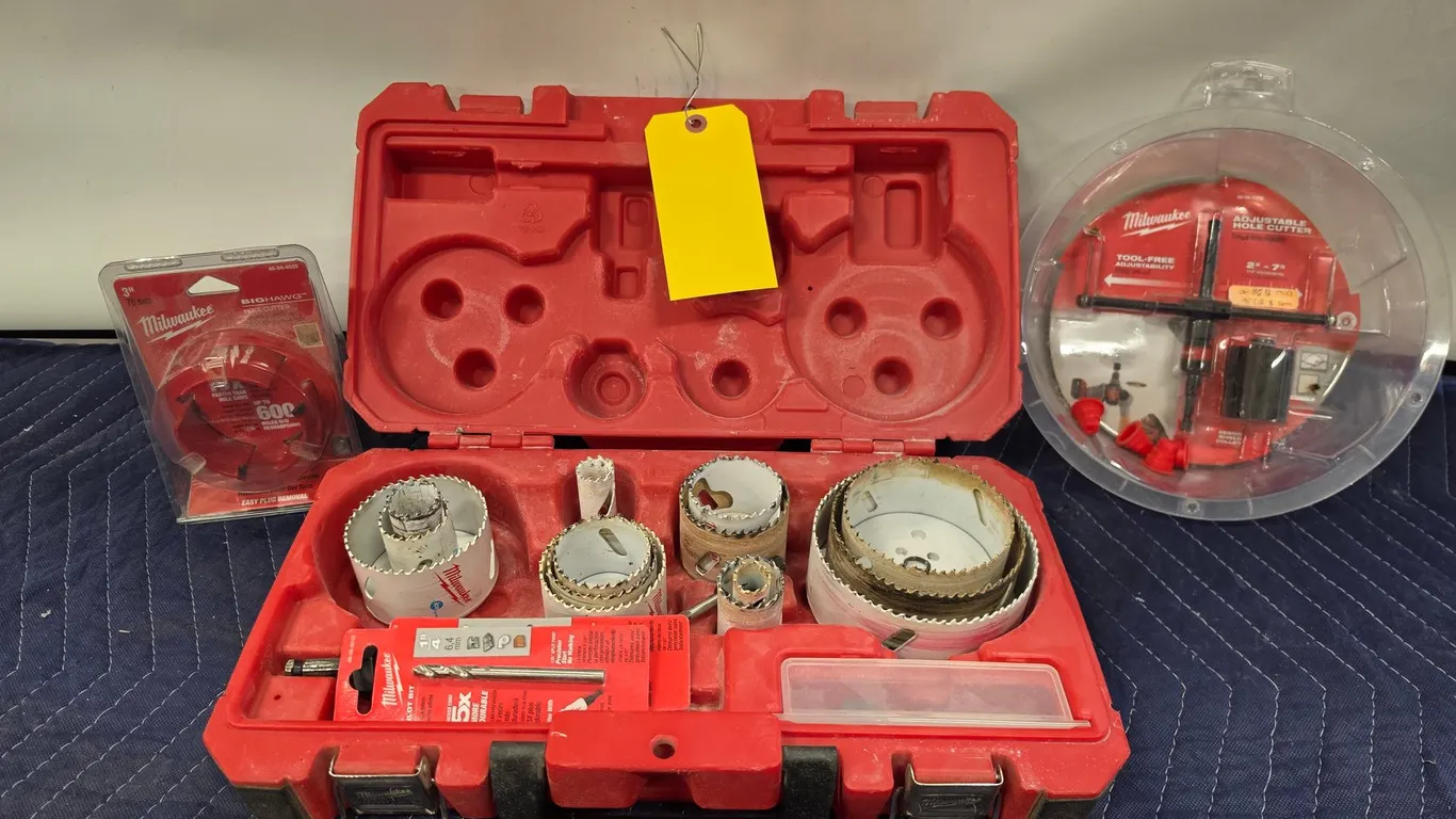 Milwaukee Hole Cutter & Hole Saw Set