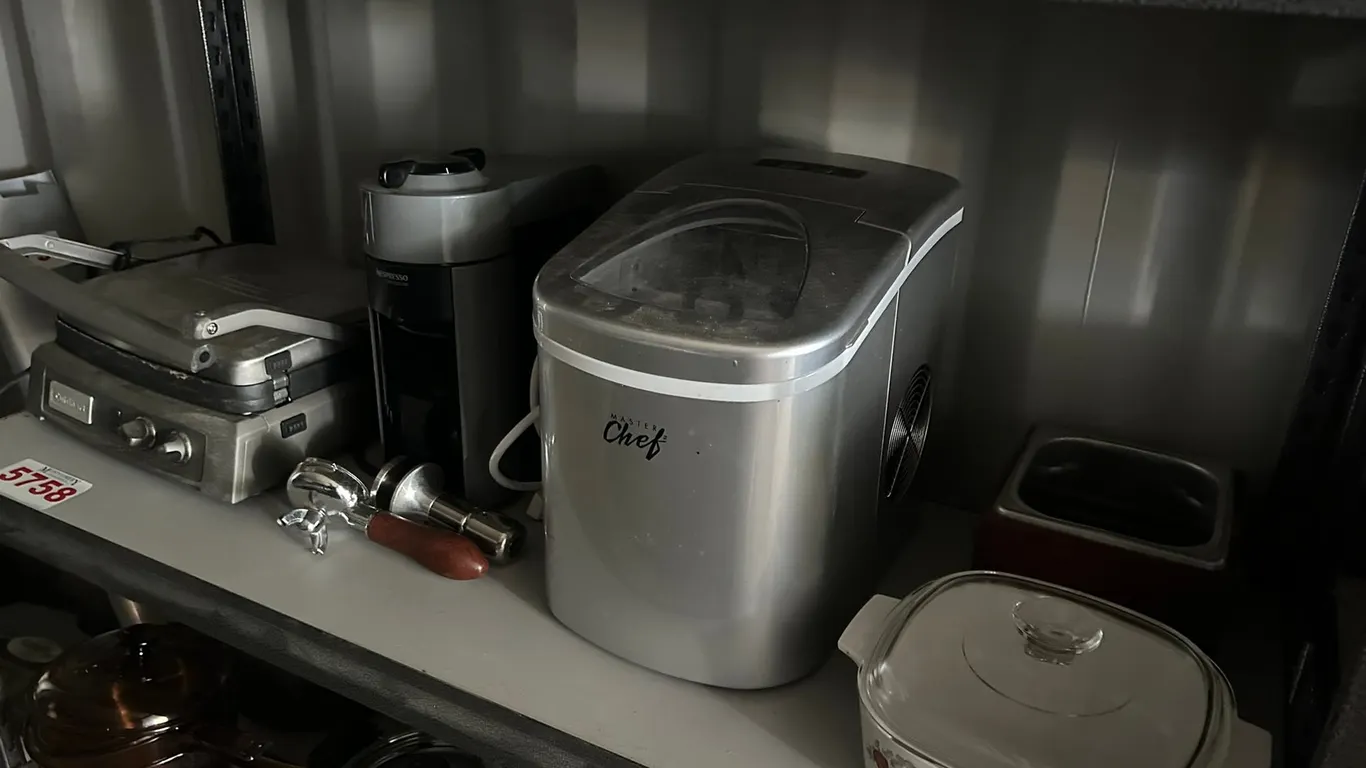 Master Chef Ice Maker & Kitchen Appliances