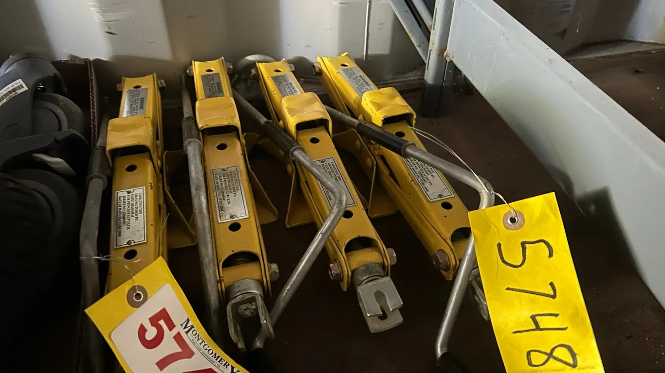 Princess Auto Scissor Jacks