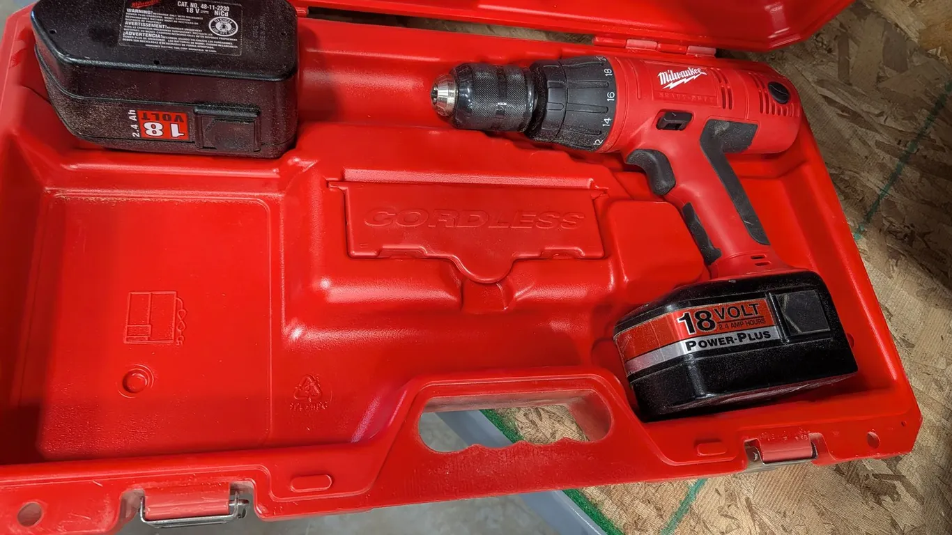 Milwaukee 18 Volt Cordless Drill
