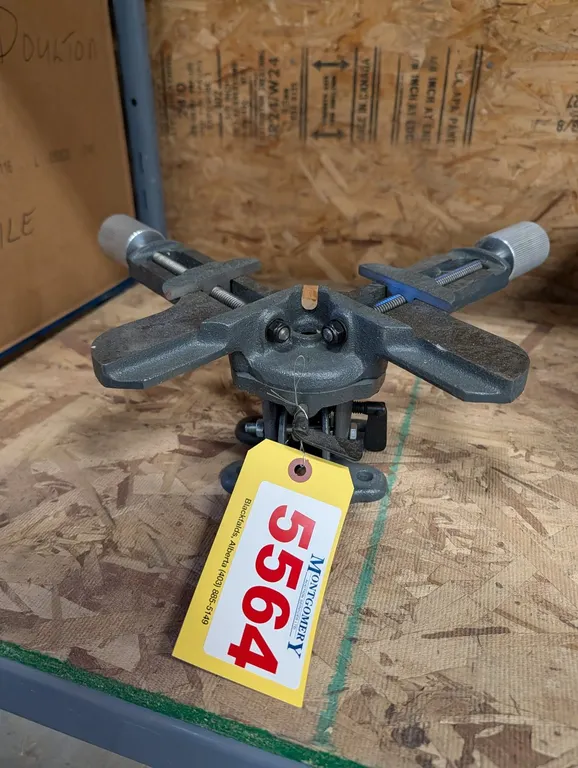Corner Clamp 90 Degree