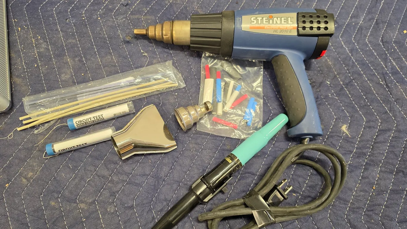 Steinel HL 2010 E Heat Gun & Soldering Kit