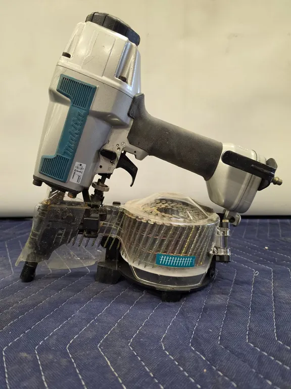 Makita Coil Nailer