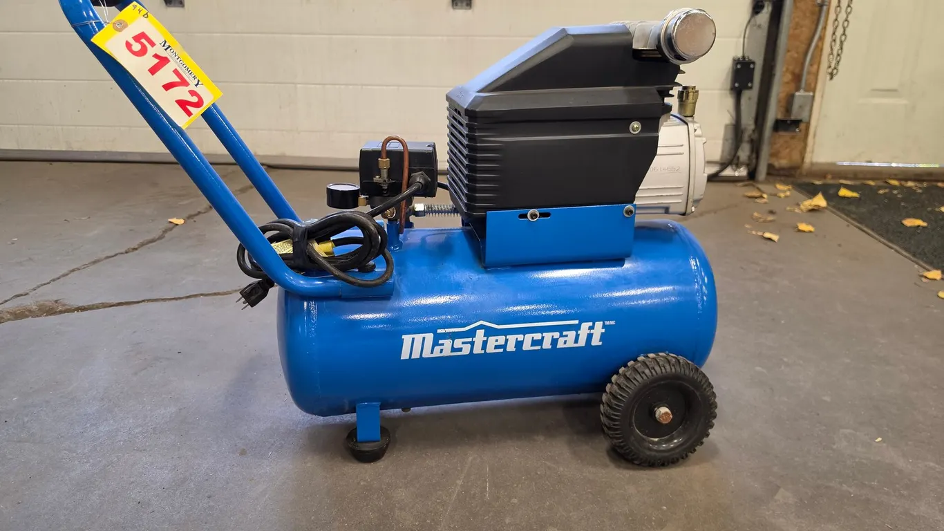 Mastercraft Portable Air Compressor