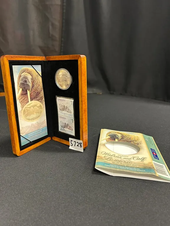 Royal Canadian Mint 2005 Walrus Stamp & Coin Set