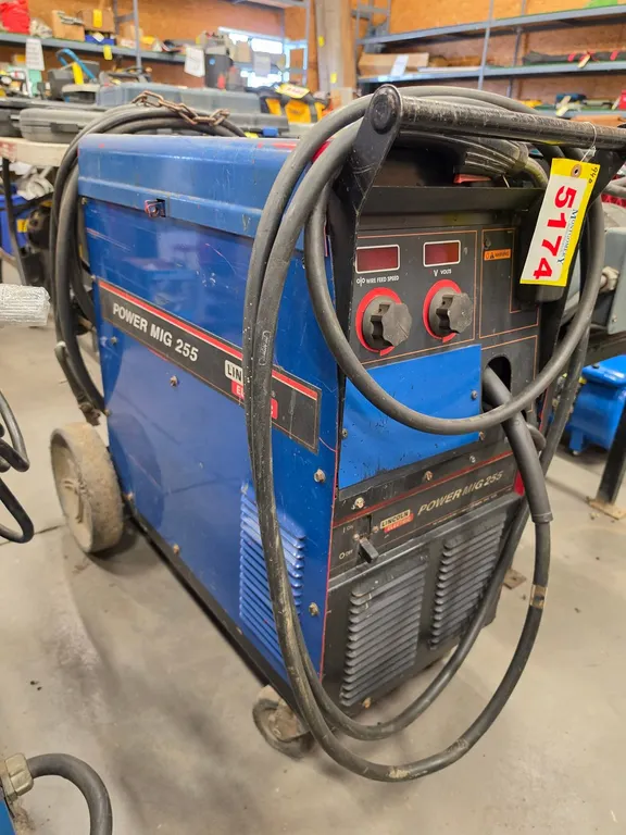 Lincoln Electric Power MIG 255 Welder