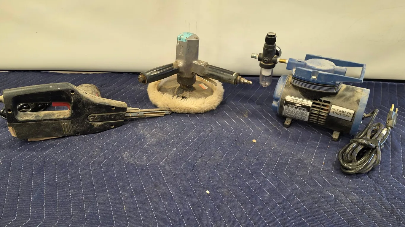 Badger Compressor, Blue Point Polisher, Sander