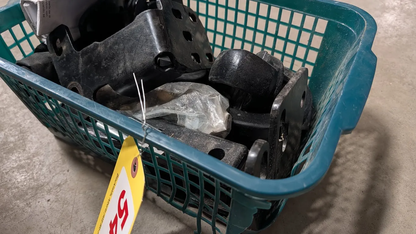 Towing Hooks & Mounting Brackets