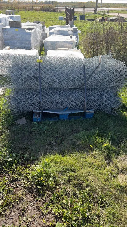 4 Rolls of 6’ chain link fence
