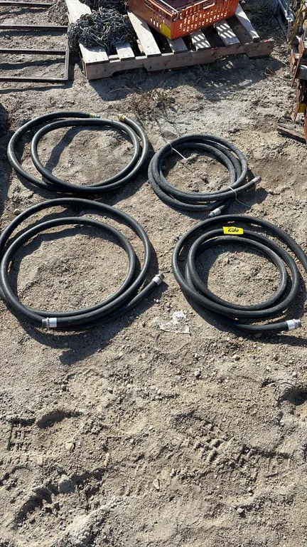 3 x 1” fuel hose, 1 x 3/4” fuel hose