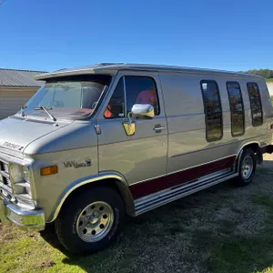 1981 GMC Conversion Van Dura 25 Starcraft (Has WI Title)