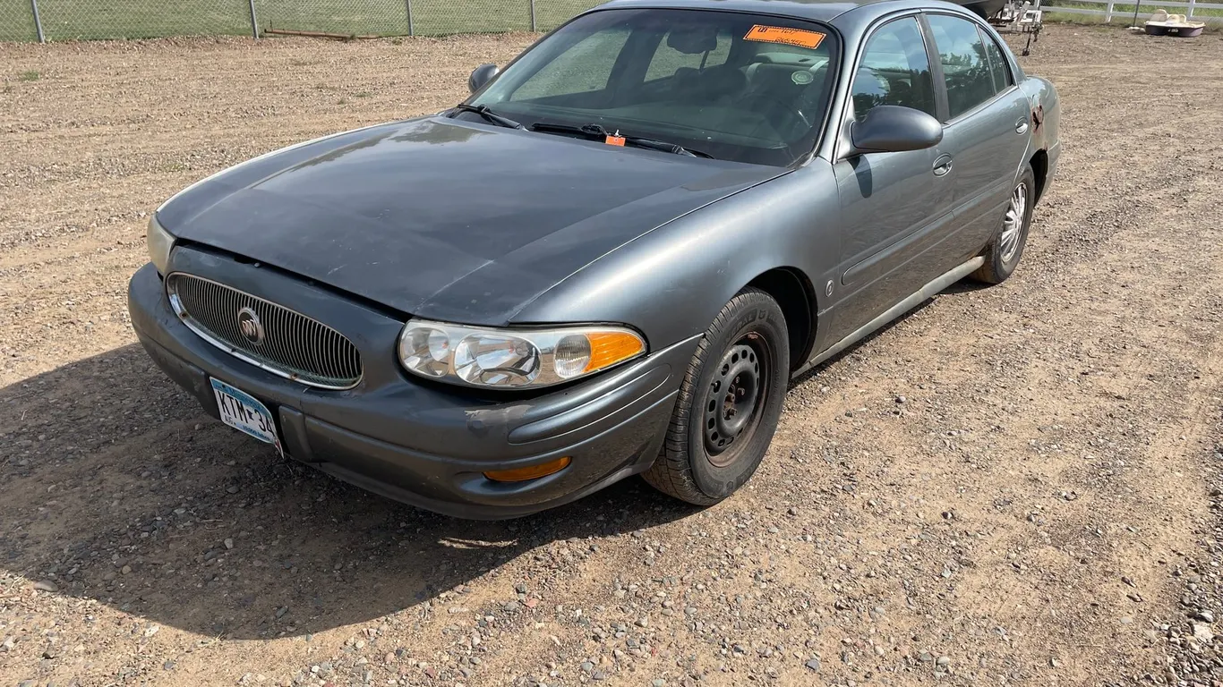 2004 Buick LeSabre Sedan (Has MN Title) (Princeton, MN)