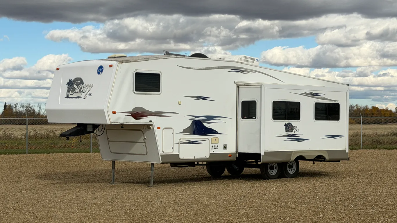 2006 Holiday Rambler Savoy LE 32 Ft. T/A Fifth Wheel Trailer