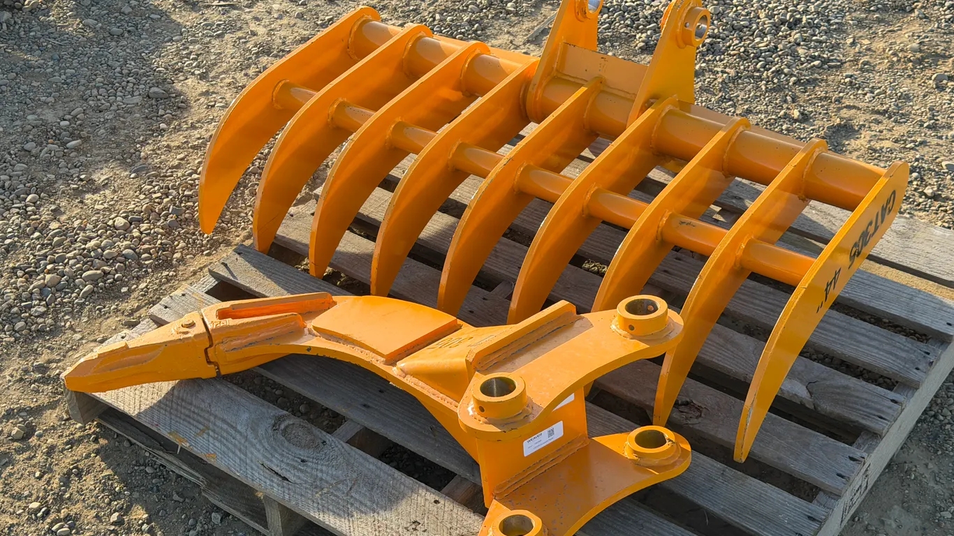 CAT305 Excavator Ripper & 44 In. Root Rake
