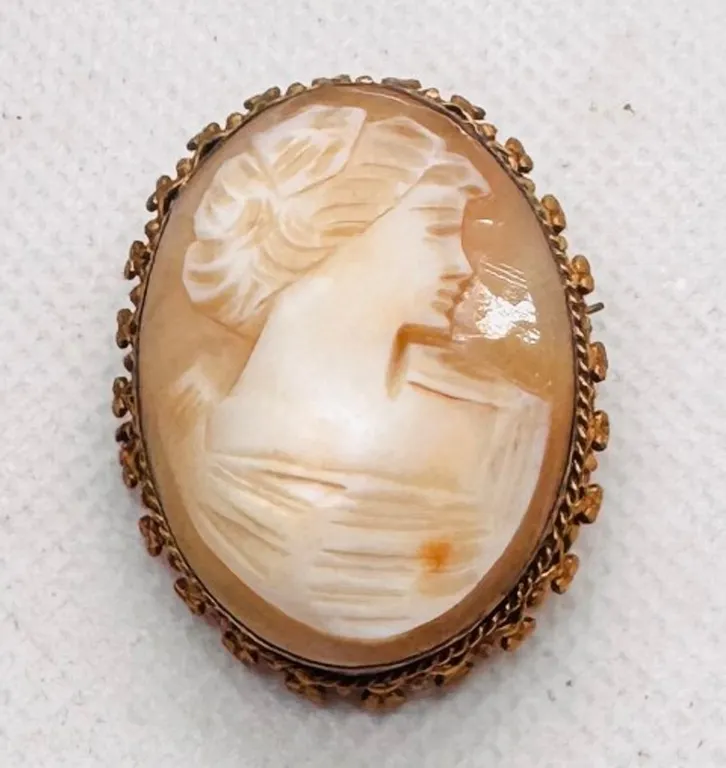 Antique Shell Cameo Victorian Brooch with Pendant Bale untested 1.5" at