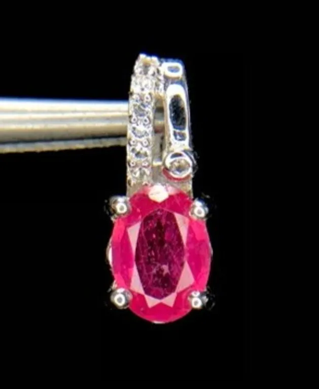1 ct Certified Silver Ruby gemstone Pendant ($2,030 Appraisal)