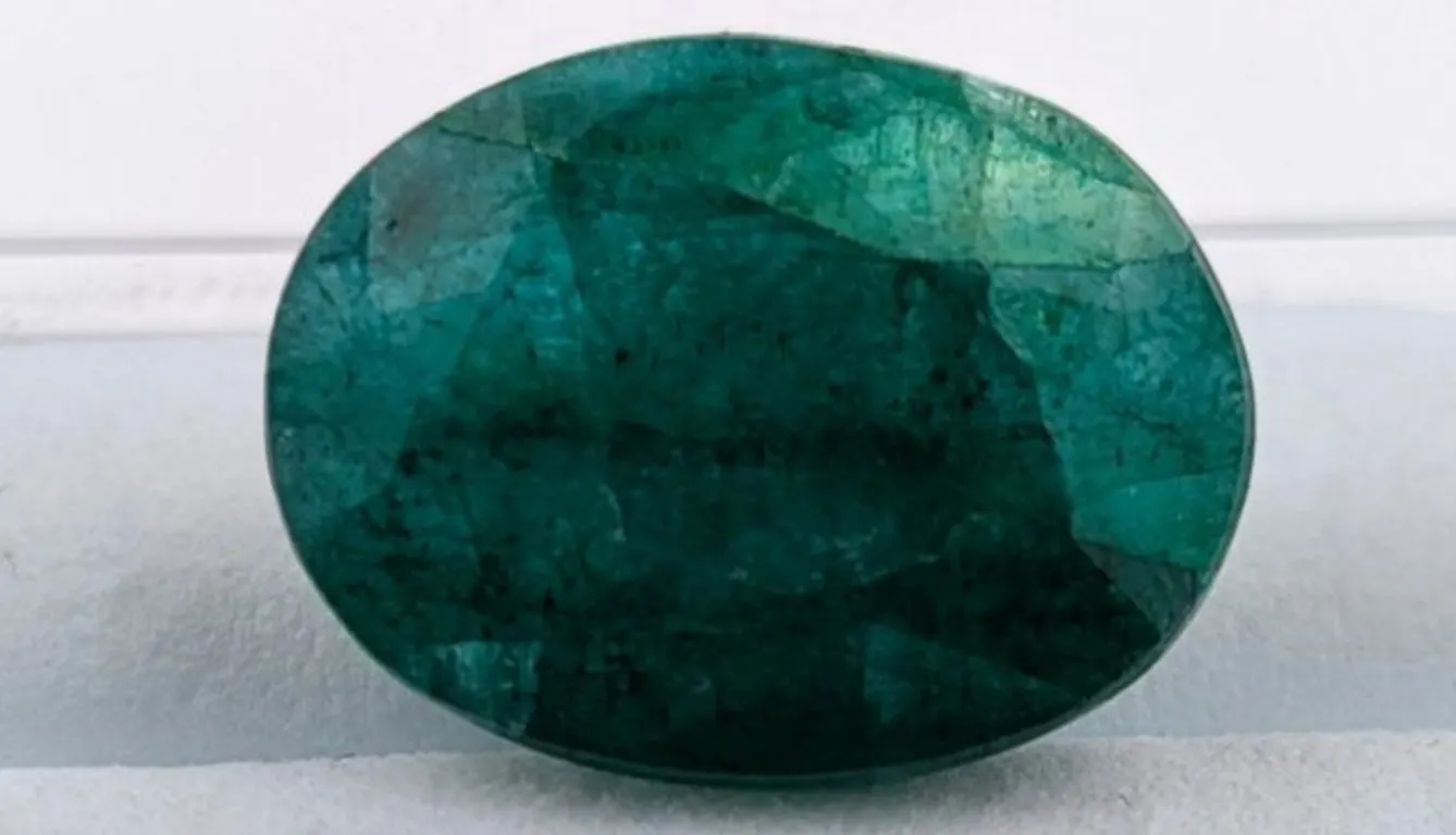 13.7 ct Certified Zambian Emerald gemstone ($16,371 Appraisal)