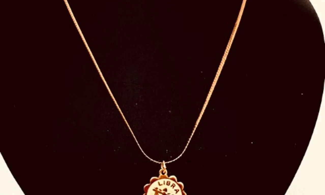 Estate Gold GP Chain with Libra Medallion untested
