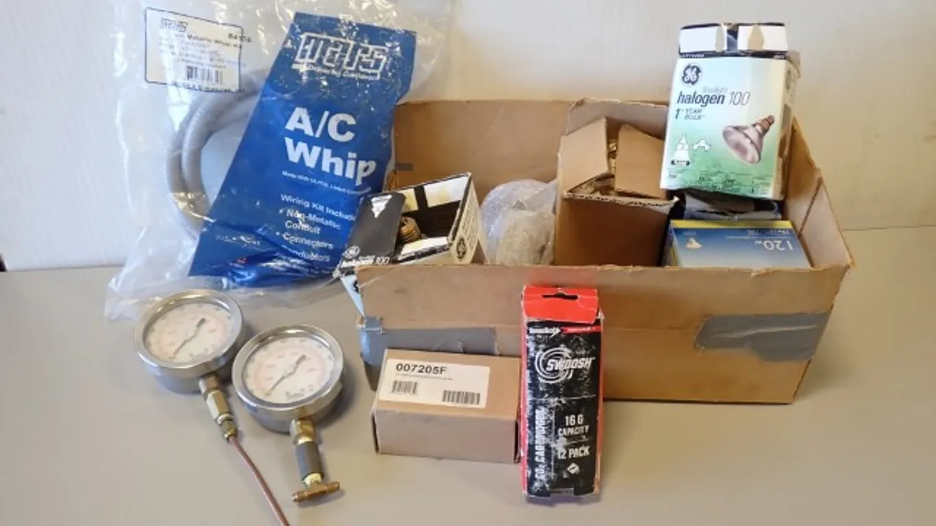 Pressure Gauges & Hardware Components