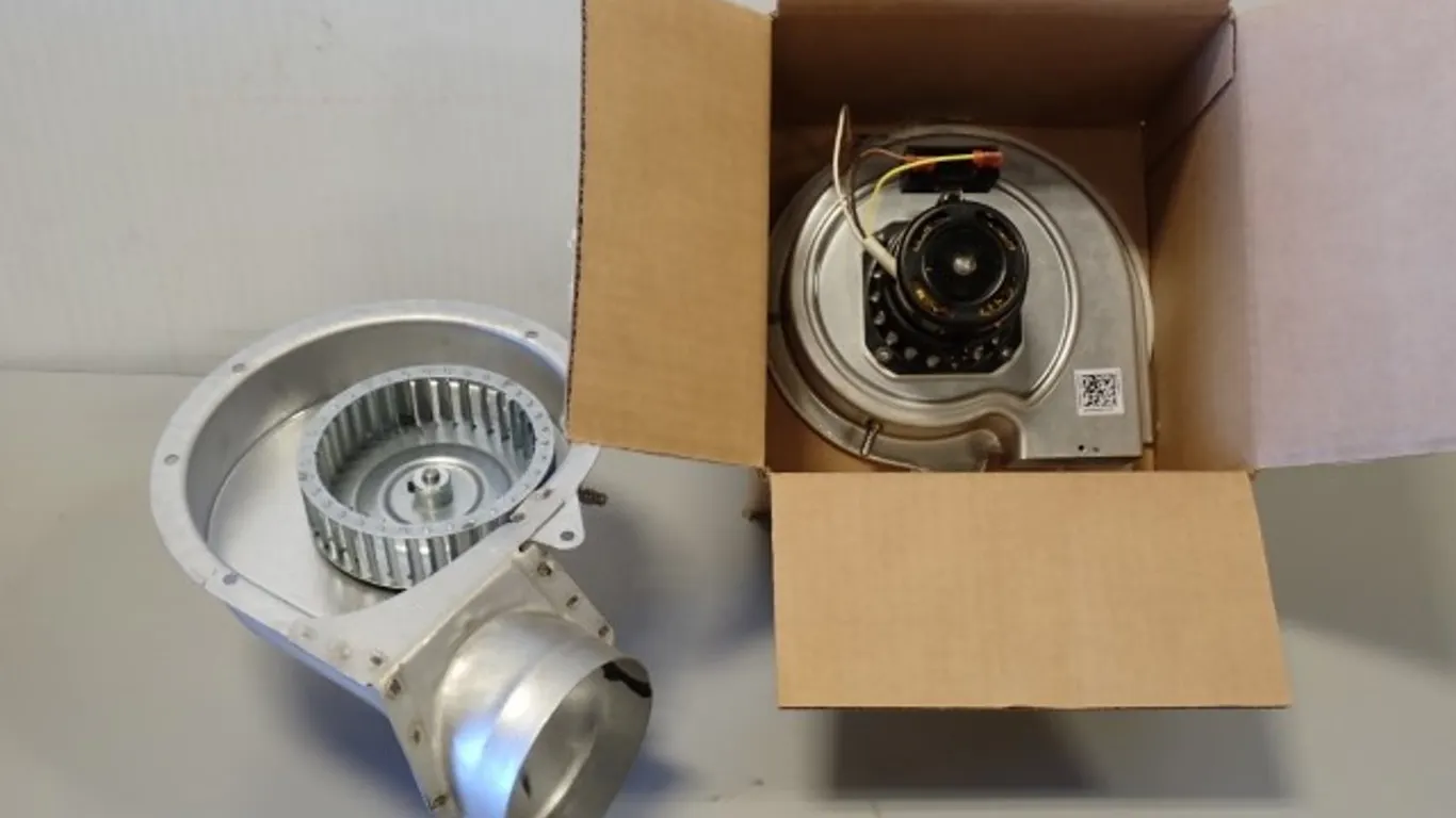 NOS Goodman-AmAna Inducer Motor Assembly+