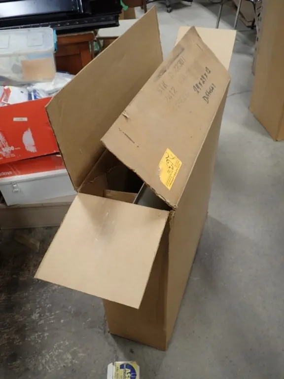 NOS Ceiling Diffuser