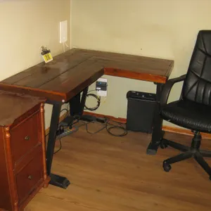Corner Desk