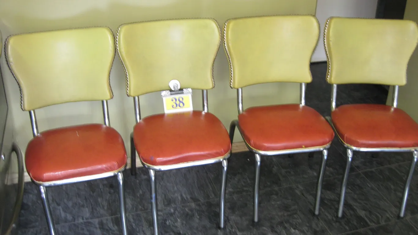 4 Chairs