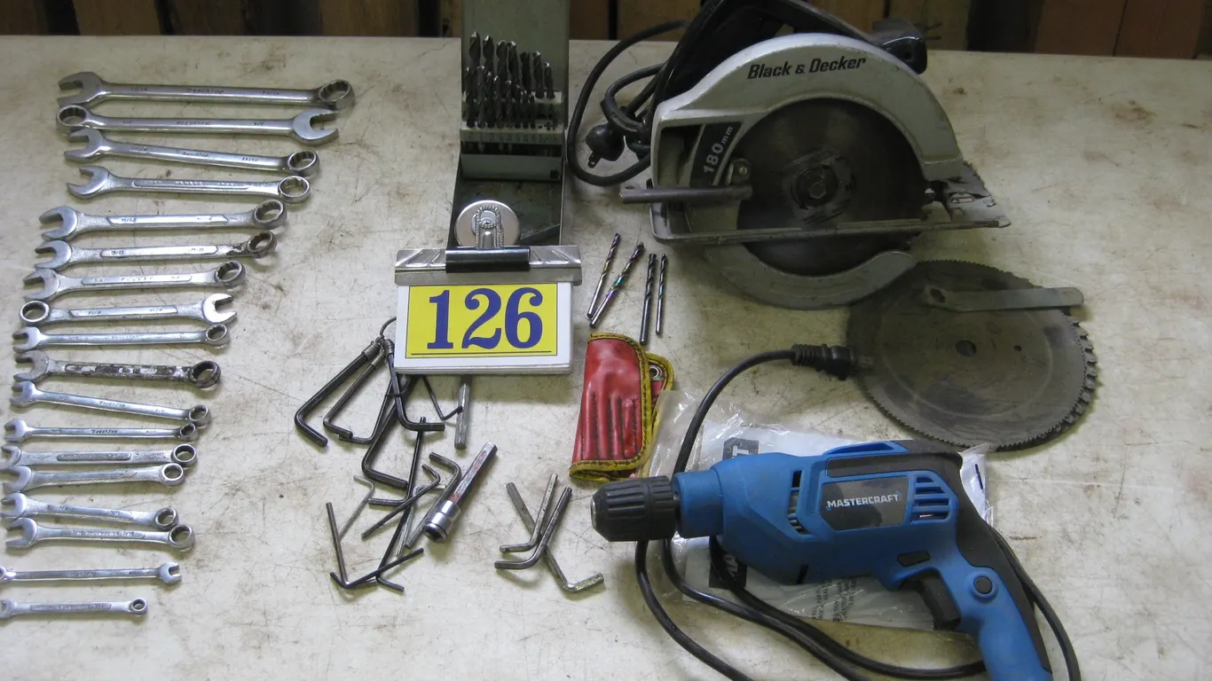 Power & Hand Tools