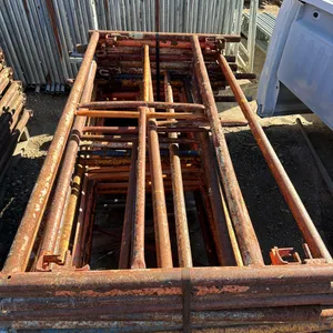 16 Galvanized Steel Scaffold Frames, 5x3ft