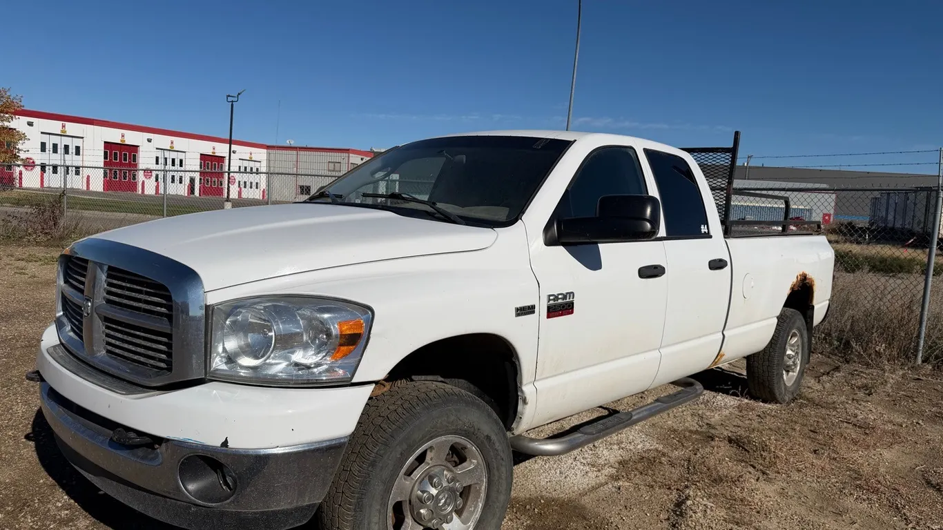 2009 Dodge Ram 2500 Heavy Duty 4x4 Quad Cab Long Box Pickup – 5.7L HEMI V8