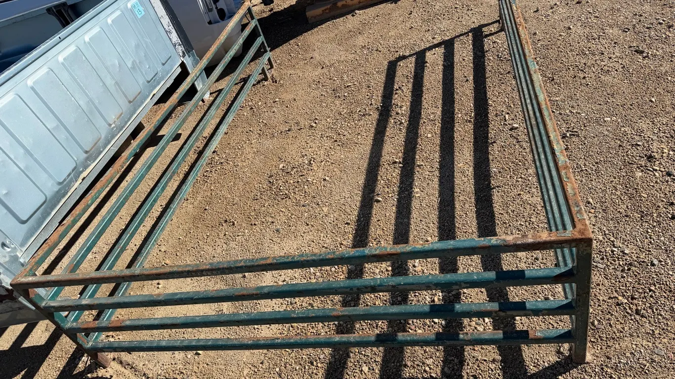 Heavy-Duty Steel Pipe & Material Storage Rack, 5’6” x 8’4”