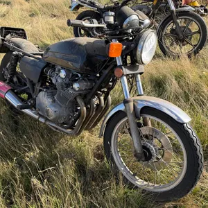 Suzuki GS1000 Motorcycle DOHC (Non-Runner)