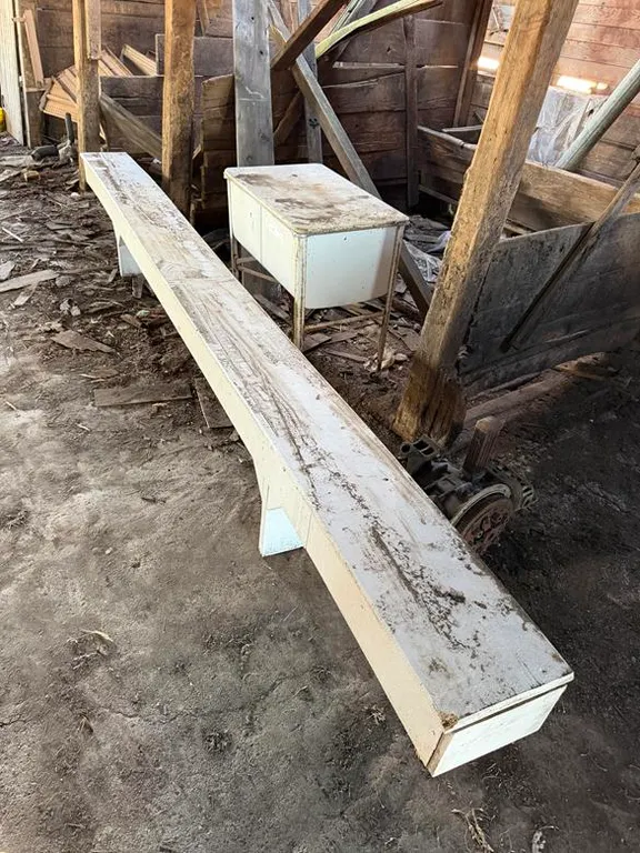 Wood Bench and Enamel Wash Tub