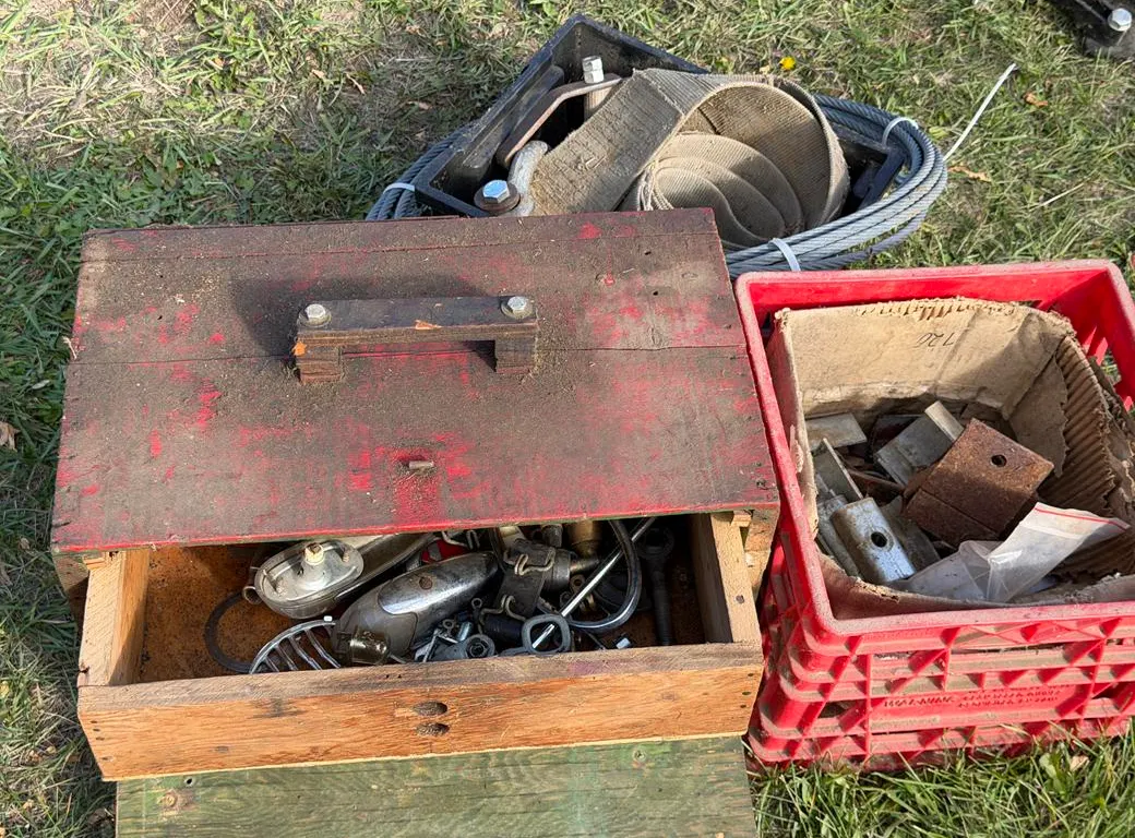 Auto Parts, Belting & Hardware