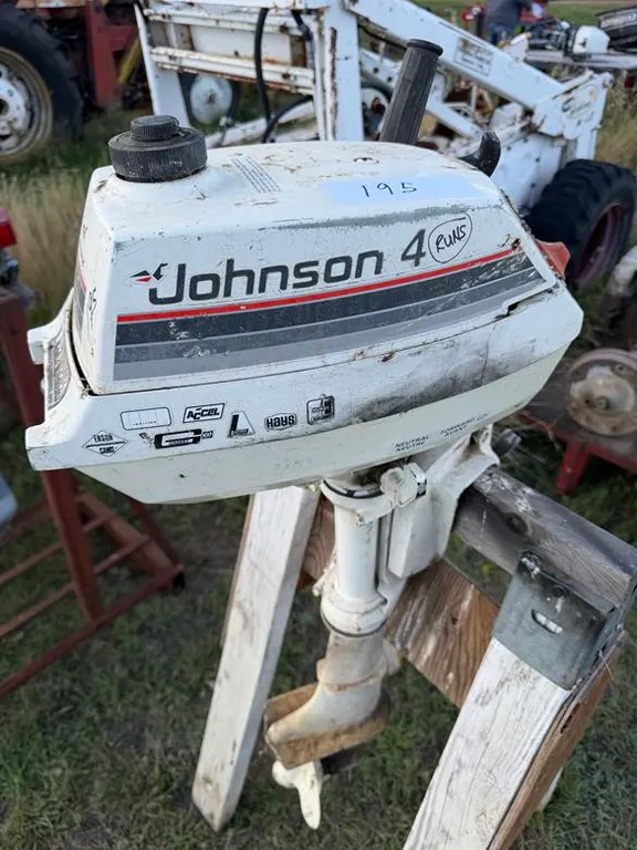 Johnson 4HP Outboard Motor (Unverified Running Condition)