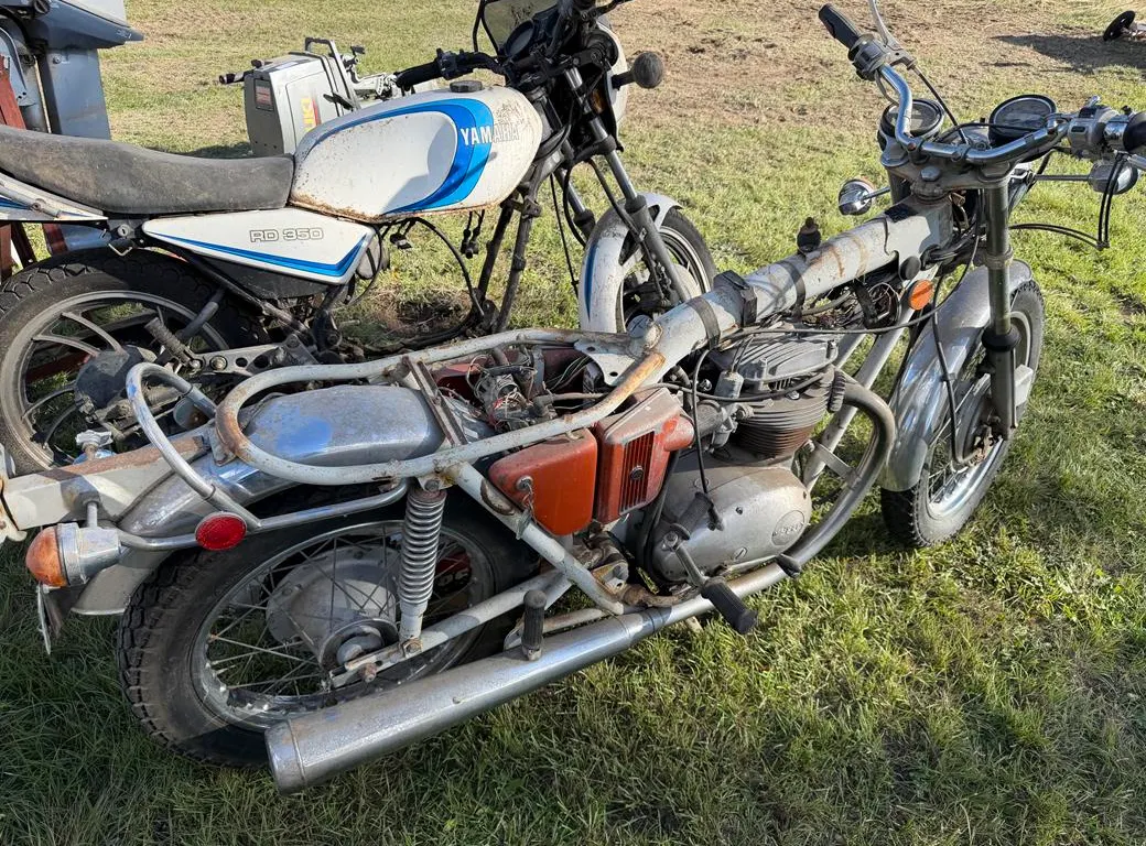 Vintage BSA Motorcycle (Non-Runner)