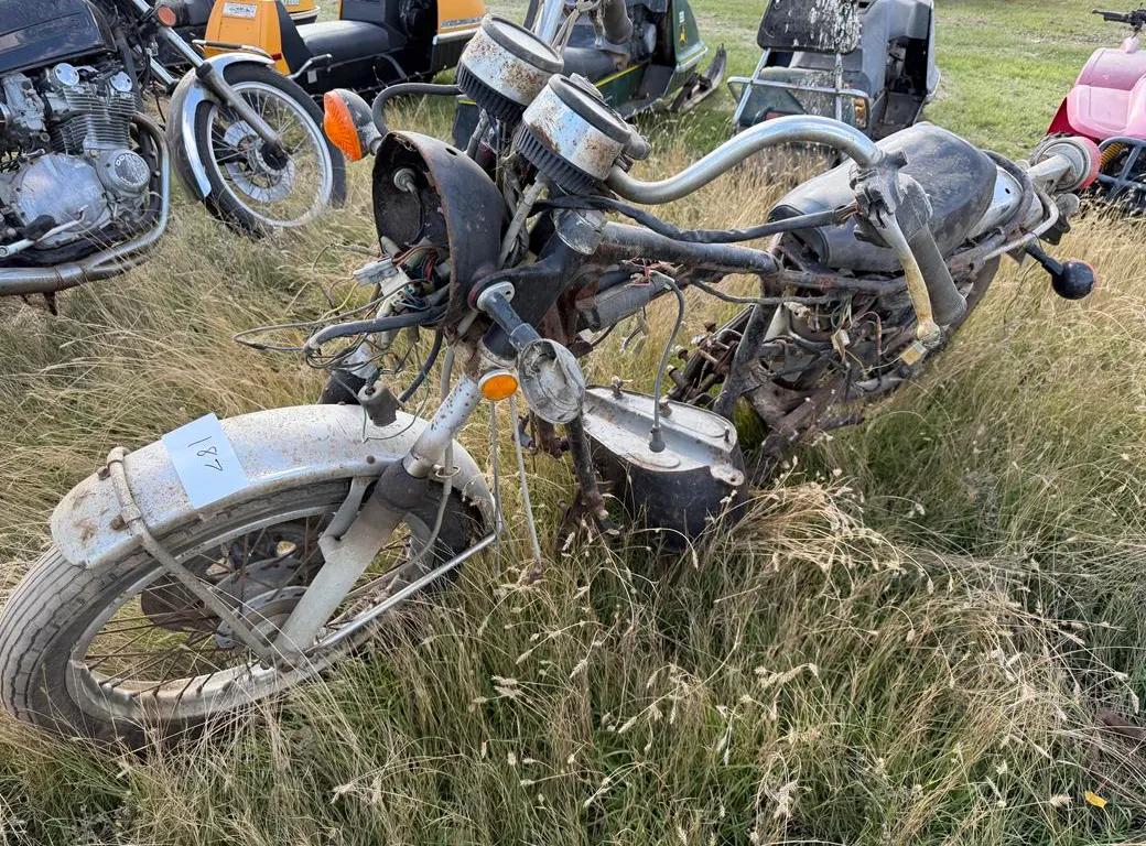 Vintage Yamaha Motorcycle (No Motor)