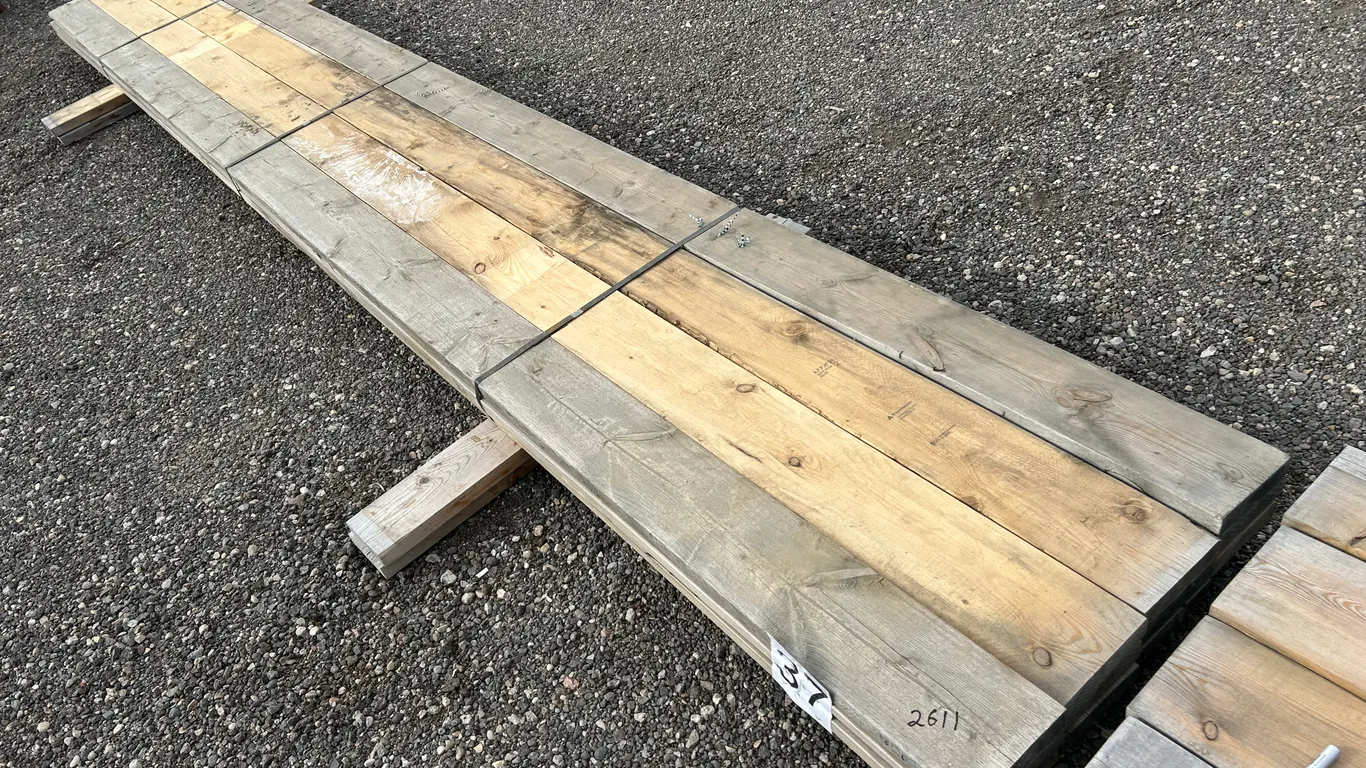 2"x8"x18' Spruce Board - Must Take 12 Times The Bid Price